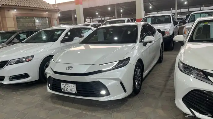 تويوتا كامري 2025 E   عبداللطيف جميل 31