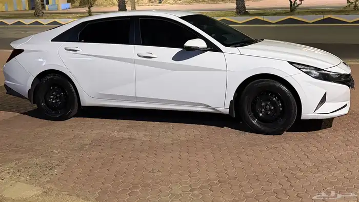 هونداي إلنترا 2023 1