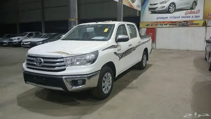 تويوتا هايلكس غمارتين بنزين 2025 جديده 0