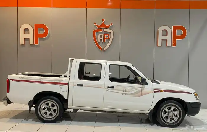 جنجو نيسان غمارتين 2015 بحالة نظيفة 3