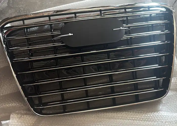 متوفر شبك امامي اودي A8 2014 1