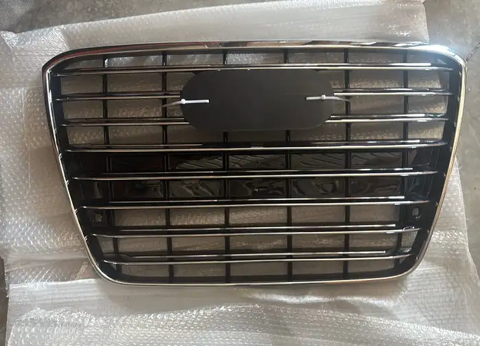 متوفر شبك امامي اودي A8 2014 0