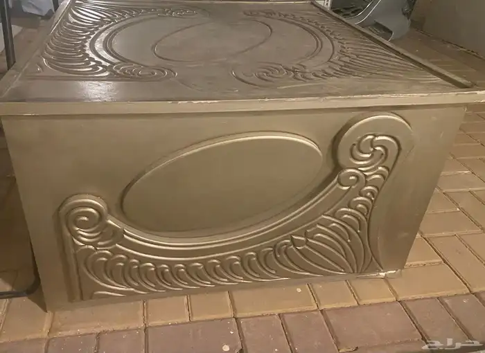 طاولة للبيع 1