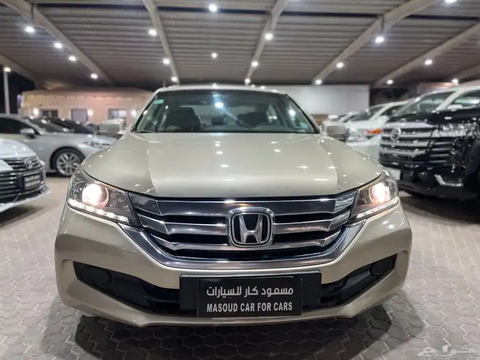 هوندا اكورد 2015 اسبيشل 13