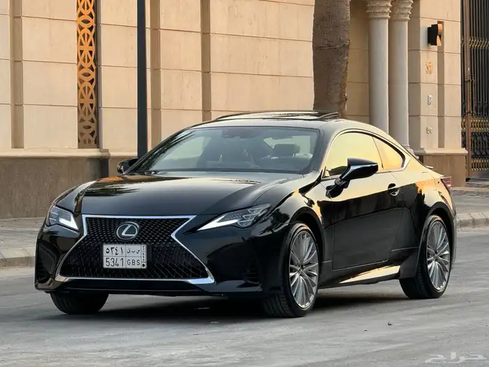 لكزس RC 350 موديل 2023 فل كامل ممشى 16 الف تشيكات وكاله 2
