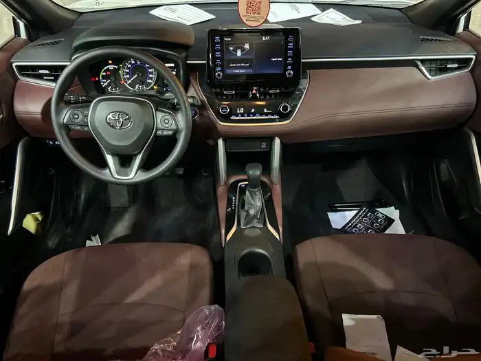 تويوتا كورولا كروس نص فل فتحه 2024هايبرد 98900 شامل الضريبة 12