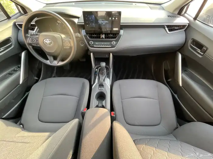 تويوتا- كورولا كروس-2025-بطاقة جمركية- أصفار- بنزين 24