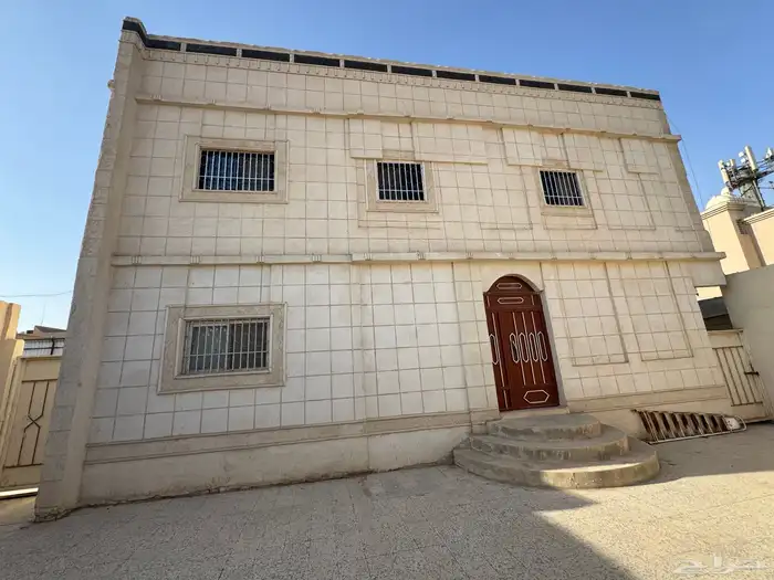 فيلا سكنية على ثلاث شوارع (راس بلكة) للبيع 6