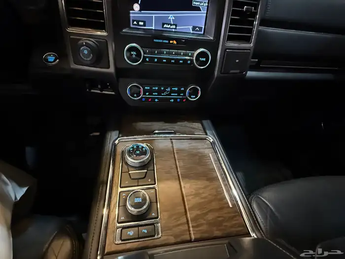 فورد اكسبيدشن بلاتنيوم اعلاء مواصفات 26