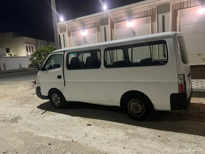 باص للبيع نيسان 1