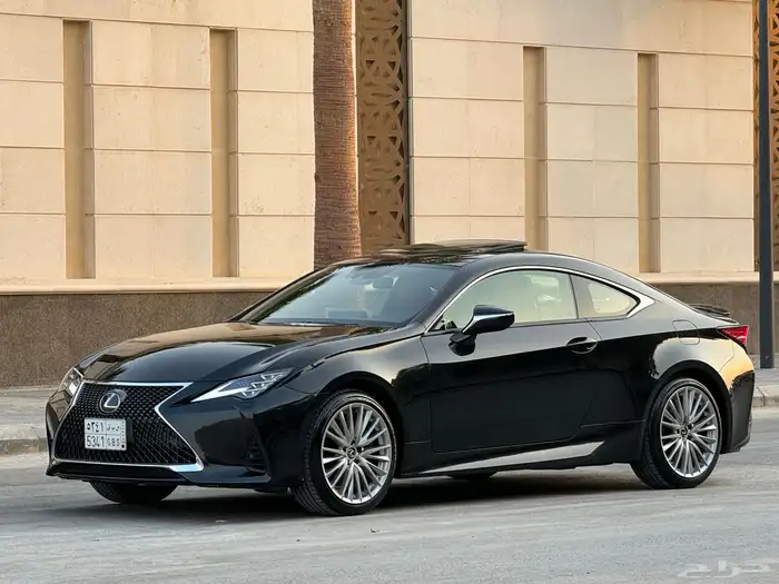 لكزس RC 350 موديل 2023 فل كامل ممشى 16 الف تشيكات وكاله 4