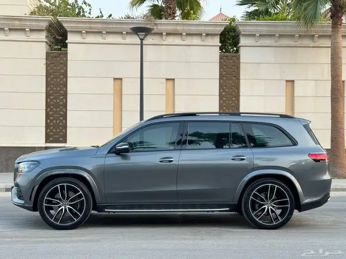 مرسيدس GLS 450 موديل 2020 كت AMG ممشى 68 الف تشيكات وكاله 7