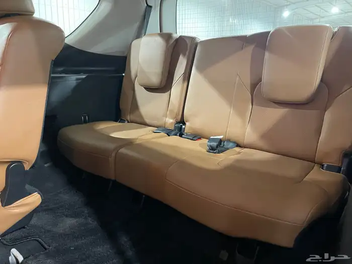 نيسان باترول 2017 بلاتينيومV8 18