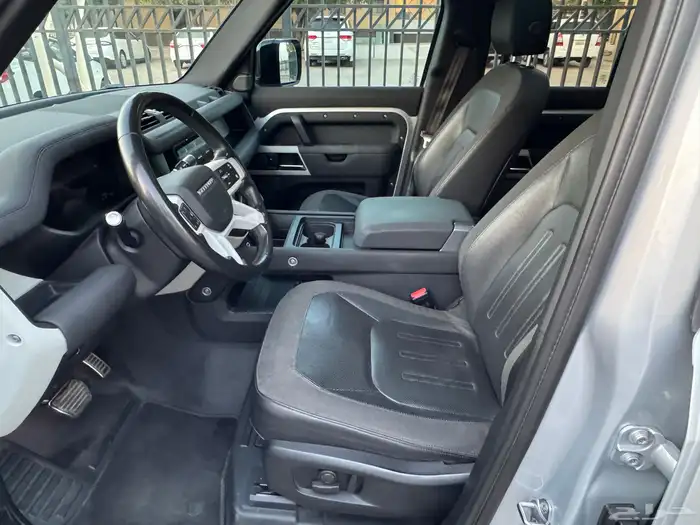 رنج روفر ديفندر FIRST EDITION 110 موديل 2020 ( إصدار خاص ) 13