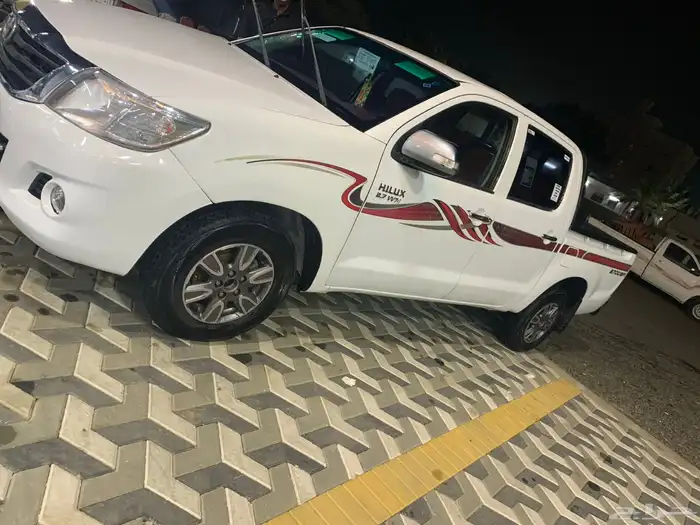 هايلوكس 2013 للبيع الموقع القنفذه المظيلف 14