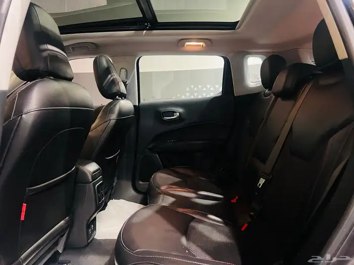 جيب كومباس 2019 تريل هوك ( بحالة ممتازة ) 6