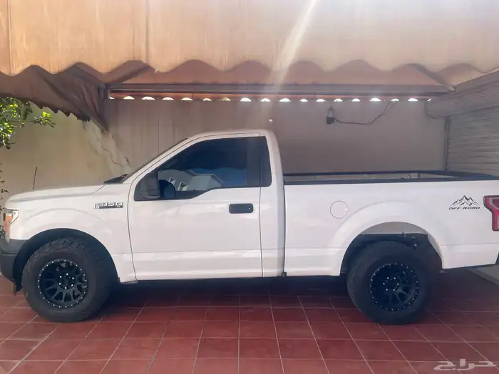 فورد F150 بدون دبل V8 12