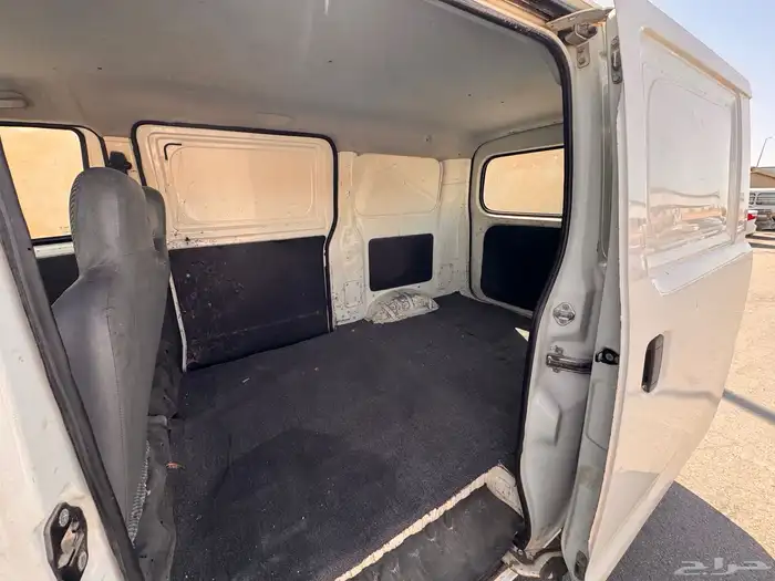 ديهاتسو فان بضاعة 2010 13