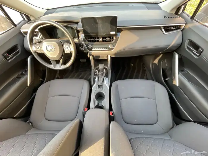 تويوتا- كورولا كروس-2025-بطاقة جمركية- أصفار- بنزين 14