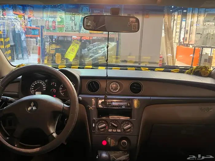 موستبيشي 2006 2