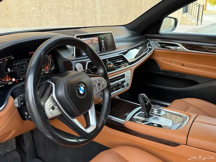 بي ام دبليو Li 730 2020 24