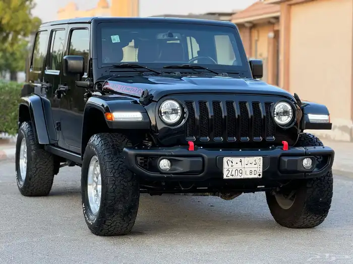 رانجلر روبيكون X قمة النظافة بحالة الوكالة ممشى قليل 1