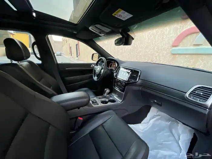 جيب جراند شيروكي ليميتيد 2021 39