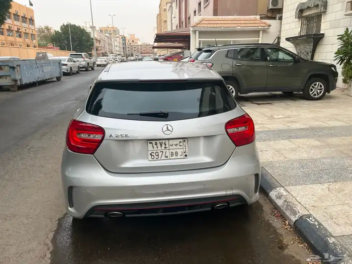 سيارة مرسيدس A200 نظيف جده لتواصل والاستفسار 6