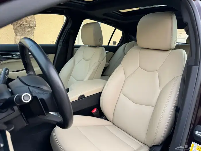 كاديلاك CT5 موديل 2020 فل كامل تحت الصيانة المجانية 30