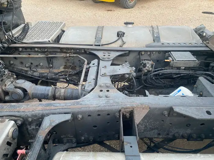 للبيع راس أكتروس 2006 ميقا سبيس نقل عام 6