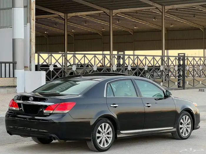 تويوتا - افالون - 2012 - سعودي - فل 5