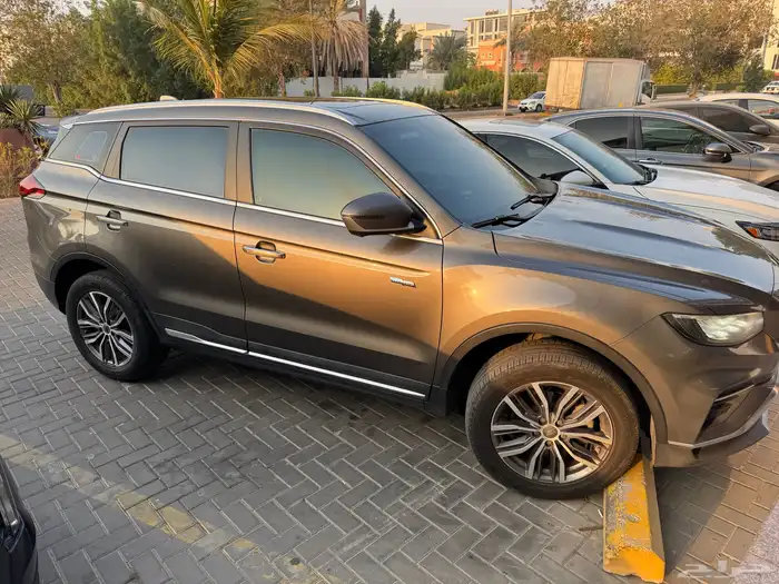 جيلي ازكارا 4