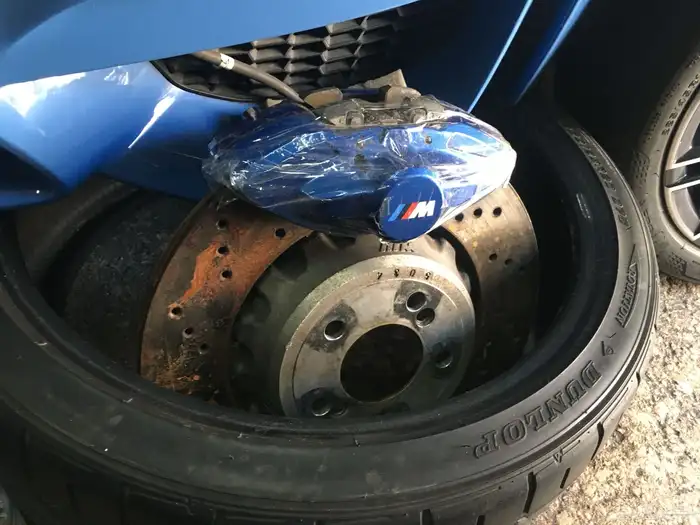 قطع غيار مستورد بي ام دبليو بجميع فئاتها مع الضمان 45