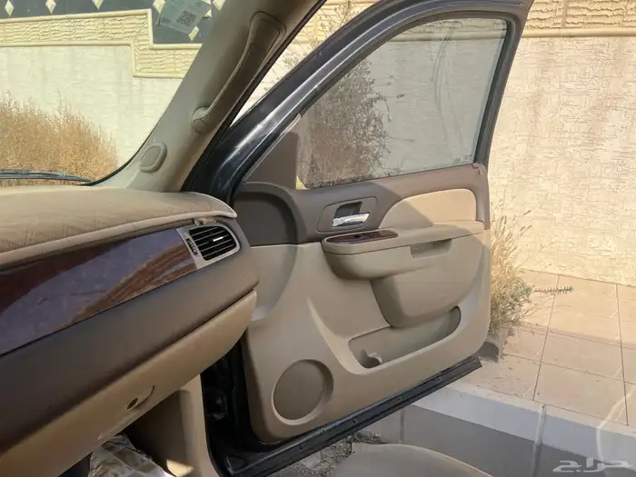 جمس يوكن 2011 قصير للبييع او البدل توسان حديث او فورتشنر 12