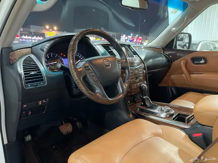 نيسان باترول 2017 بلاتينيومV8 7