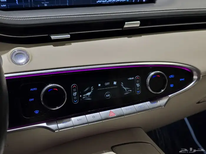 جينسس GV70 موديل 2021 بحاله ممتازه 27