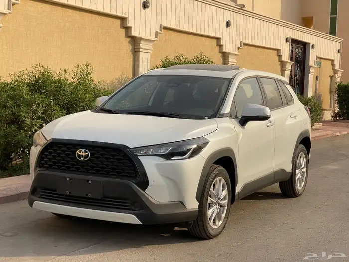 تويوتا- كورولا كروس-2025-بطاقة جمركية- أصفار- بنزين 3