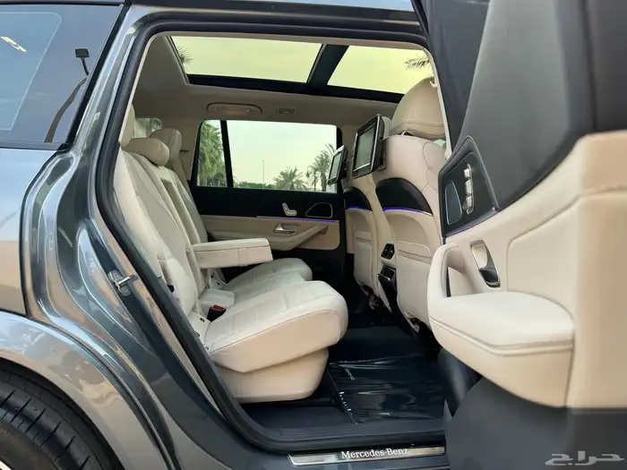 مرسيدس GLS 450 موديل 2020 كت AMG ممشى 68 الف تشيكات وكاله 31