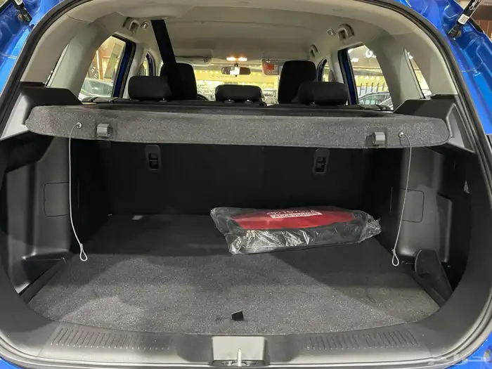 أوربان كروزر 2024 14