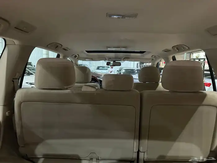 تويوتا لاند كروزر GXR موديل 2014 فل كامل نظيف بريمي 23