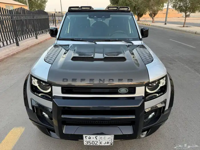 رنج روفر ديفندر FIRST EDITION 110 موديل 2020 ( إصدار خاص ) 2