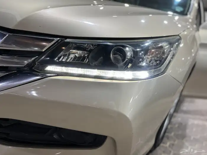 هوندا اكورد 2015 اسبيشل 11