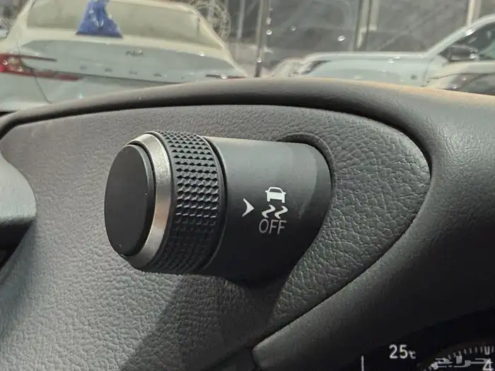 لكزس ES 250 بريمي فتحة سقف 2025 نظام 50-50 23