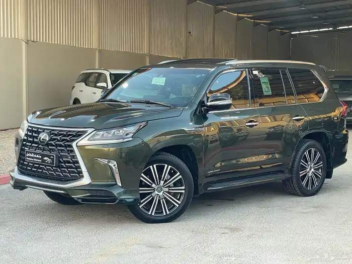 لكزس LX570 2021 زيتي ممشى 130الف 2