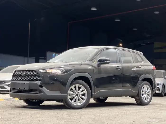 تويوتا كورولا كروس 2025 نص فل ( اصفار) 4