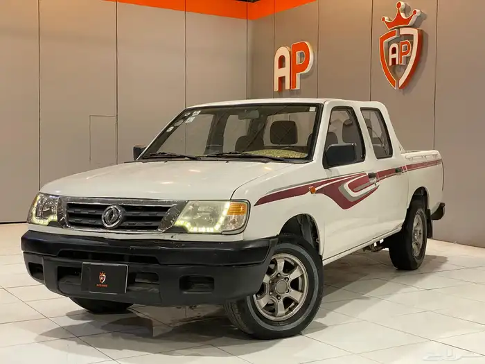 جنجو نيسان غمارتين 2015 بحالة نظيفة 5