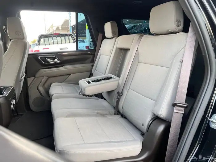 جي ام سي يوكن 2023 12