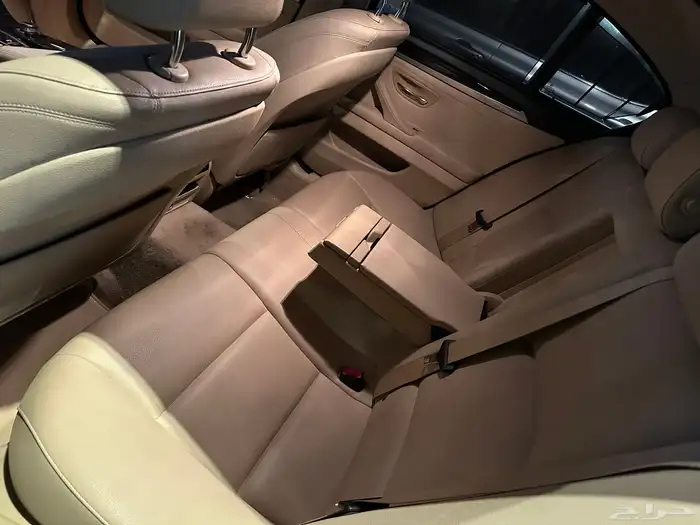 BMW 520. i موديل 2015 6