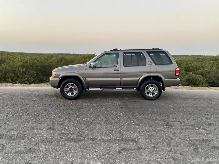 نيسان باثفندر 2001 7
