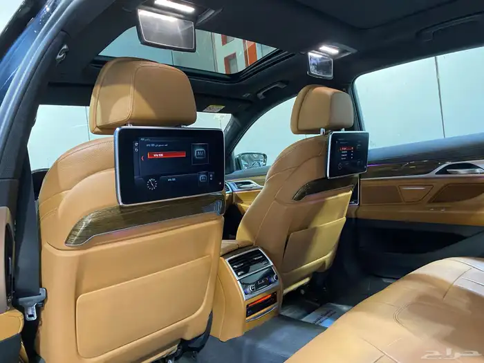 بي ام دبليو 730Li 2019 kit m عداد (( 121 الف )) 28